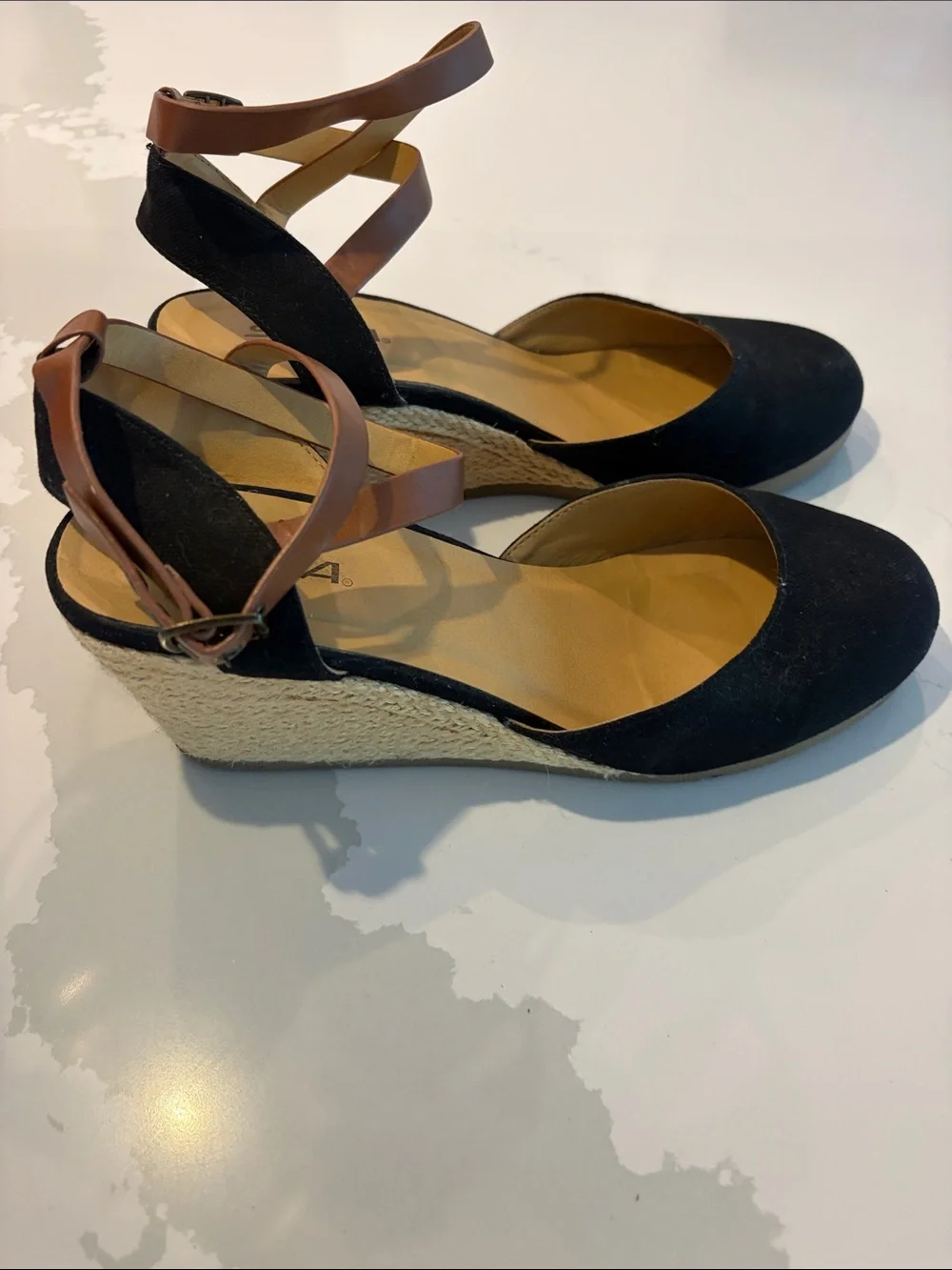 Classic Black Espadrille Wedge Sandals with Brown Ankle Straps Women’s Size 9